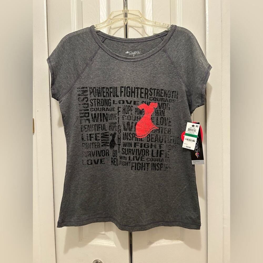 NWT Ideology brand size large essential tee